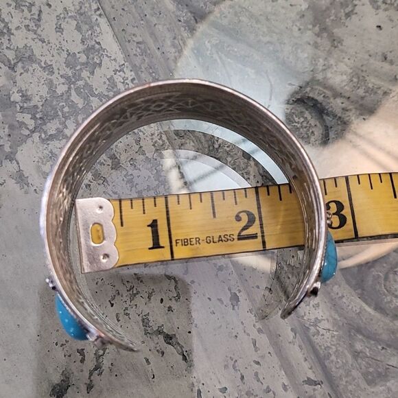 SILVER TONE ADJUSTABLE BLUE STONE BRACELET - Picture 4 of 4